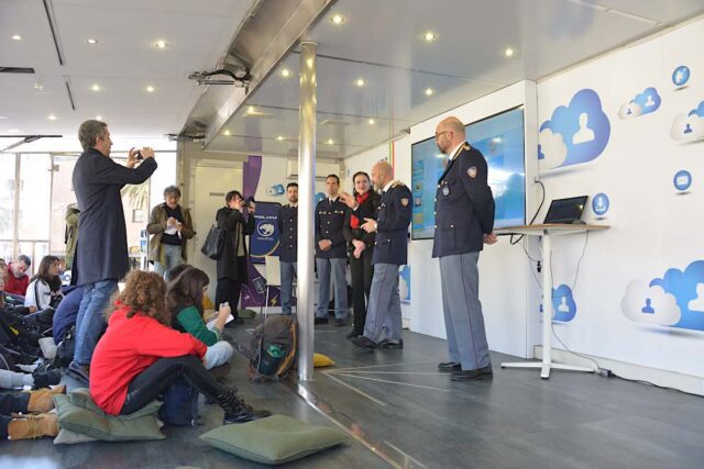 Una Vita da Social – La tappa genovese della campagna Una Vita da Social – La tappa genovese della campagna