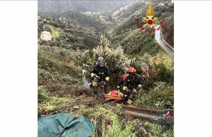 Levanto, esce di strada con l’auto: salvato dai Vigili del Fuoco intervento soccorso dei vigili del fuoco a Legnaro