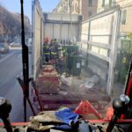 Savona, sversamento di olio tossico da un camion: intervento dei VVF