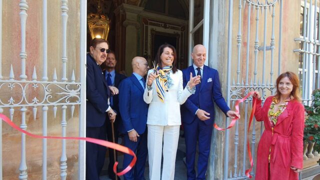 Il fiore dono della vita: al Palazzo Interiano Pallavicino di Genova