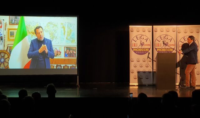 Prosegue fino al 4 maggio Euroflora 2025, ospitata quest'anno alla Fiera di Genova, tra grandi allestimenti floreali e incontri istituzionali Prosegue fino al 4 maggio Euroflora 2025, ospitata quest'anno alla Fiera di Genova, tra grandi allestimenti floreali e incontri istituzionali