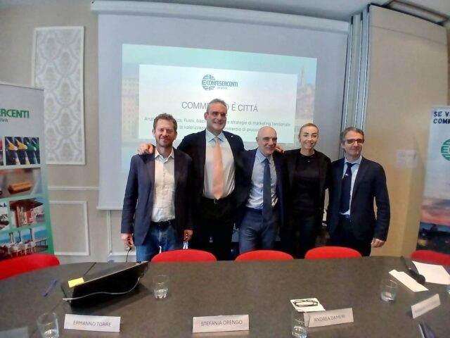 candidati sindaco genova con Massimiliano Spigno e Paolo Barbieri Confesercenti Genova presenta la visione del commercio urbano ai candidati sindaco