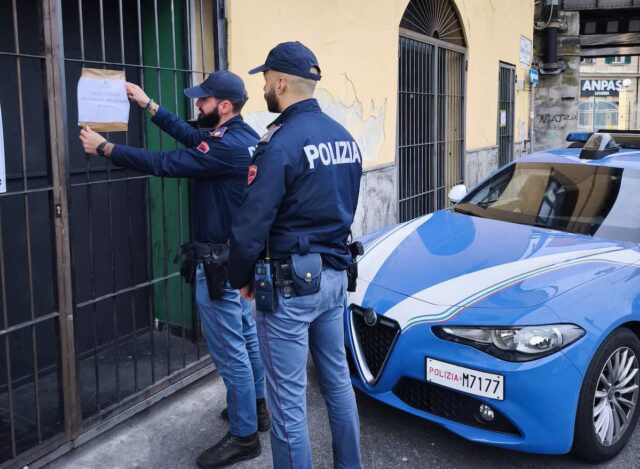 Sicurezza a Genova: il Questore chiude per 30 giorni un circolo a Sampierdarena Sicurezza a Genova: il Questore chiude per 30 giorni un circolo a Sampierdarena