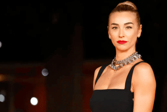 Foto | Gioielli e Louis Vuitton, Gasparri attacca Salis. Il Pd: sei un sessista