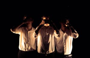 Eterno ripetersi banale: il Collettivo Compagnia Adda in scena al Sipario Strappato di Arenzano Eterno ripetersi banale: il Collettivo Compagnia Adda in scena al Sipario Strappato di Arenzano