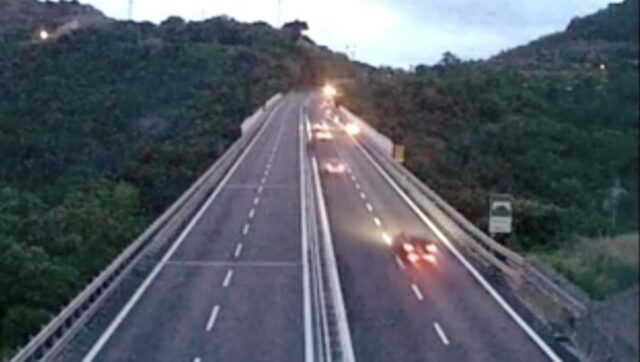 a10 galleria Montegrosso web cam Incendio nella galleria Montegrosso sull’A10: intervento in corso tra Pietra e Finale Ligure