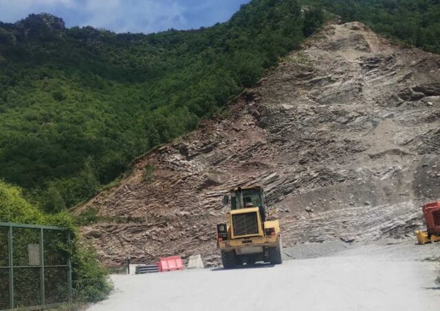 frana val graveglia Frana in Val Graveglia: chiusa la SP26 nel Comune di Ne
