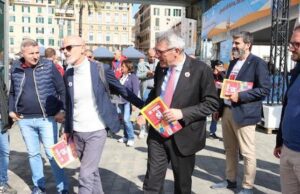 Landini a Genova non chiede scusa per finta aggressione fascista