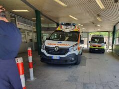 Tre ragazzi investiti sulle strisce pedonali a Genova, grave incidente all’alba in via Bobbio Tre ragazzi investiti sulle strisce pedonali a Genova, grave incidente all’alba in via Bobbio