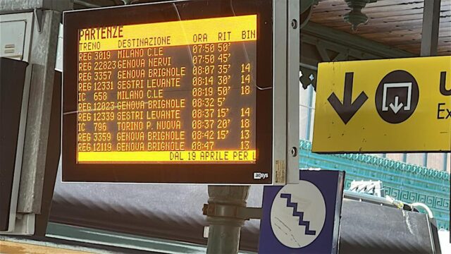 treni ritardi 8 aprile Guasto ferroviario a Genova Voltri: ritardi fino a 50 minuti sulla linea Ventimiglia-Genova