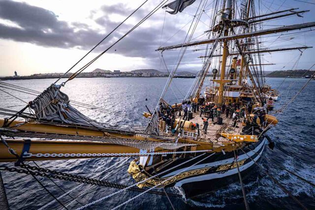 20230806-Nave Vespucci Partenza da Praia-_LAP6639 Genova celebra la Giornata della Marina 2025 e il ritorno della Vespucci dal tour mondiale