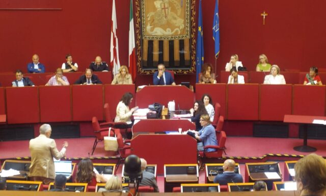 comune tursi sala rossa Tari, Salis e maggioranza: Sconcerto per insinuazioni, i numeri di Amiu erano già noti