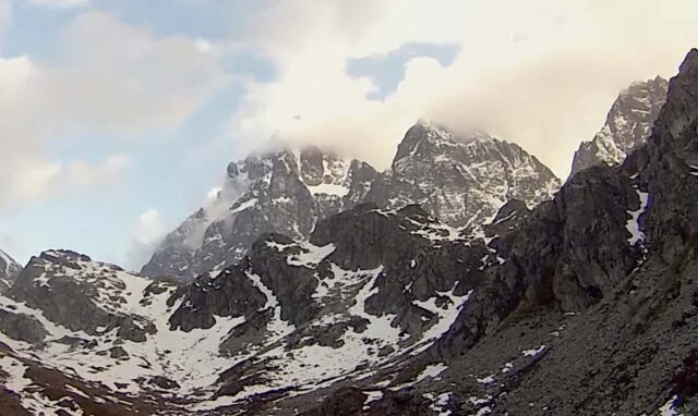 monviso Tragedia sul Monviso: due alpinisti liguri trovati morti sulla parete nord