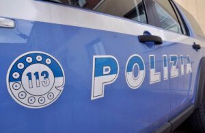 Si finge volontaria per raccogliere fondi: 46enne denunciata per truffa davanti al Galliera Rogo in via Cambiaggio nel pomeriggio: fumo denso negli appartamenti sovrastanti, indagini in corso sulle cause