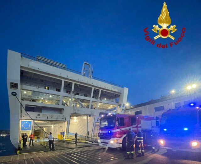 vvf gnv GNV Splendid pronta a salpare da Genova verso Tunisi dopo il principio d’incendio