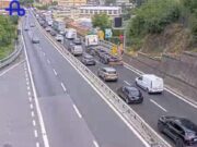 A10, auto si ribalta in galleria: tratto Varazze-Celle bloccato A10, auto si ribalta in galleria: tratto Varazze-Celle bloccato