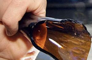 Paura a Sestri Ponente per rissa a bottigliate e colpi di cacciavite tra stranieri Paura a Sestri Ponente per rissa a bottigliate e colpi di cacciavite tra stranieri