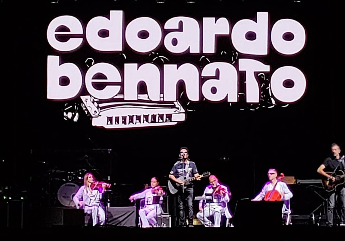 Edoardo Bennato al Porto Antico: un concerto da favola rock
