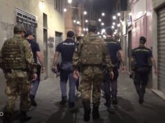 Genova, controlli straordinari nel centro storico: 1 arresto, 1 denunciato e sanzioni per 4.000 euro Genova, controlli straordinari nel centro storico: 1 arresto, 1 denunciato e sanzioni per 4.000 euro