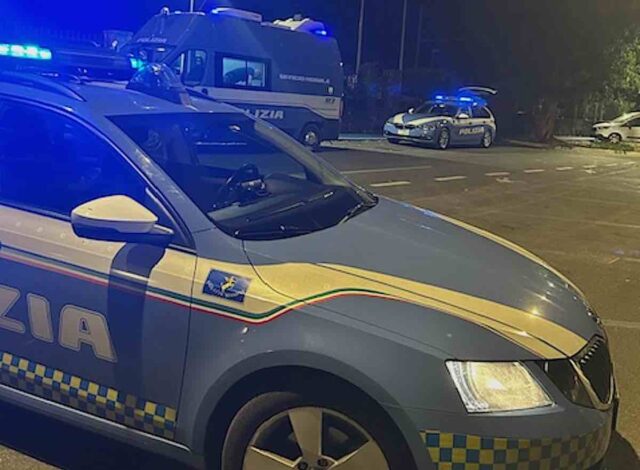 Inseguimento e scontri allo svincolo di Imperia Est: 4 feriti