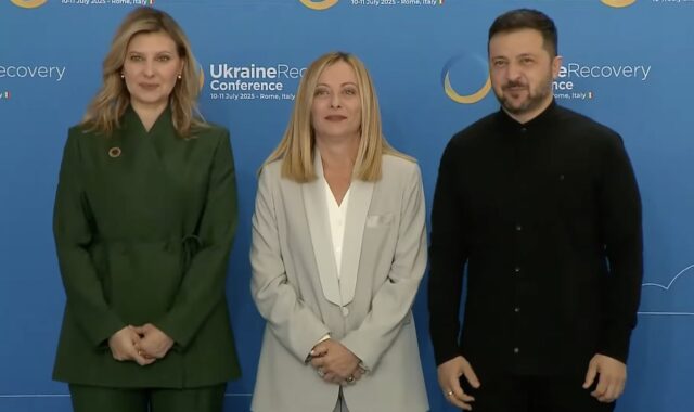 zelenskaya meloni zelensky Conferenza per la Ripresa dell’Ucraina a Roma: impegni per oltre 10 miliardi