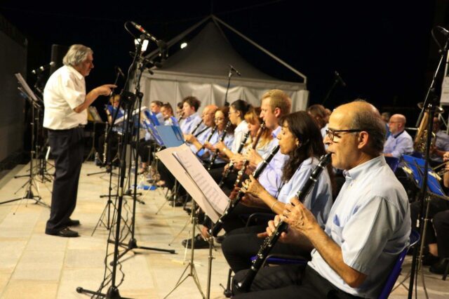 Ad Alassio lunedì 11 concerto in Piazza Partigiani con il Complesso Bandistico “Città di Alassio” ed Il soprano Alessandra Di Gangi Ad Alassio lunedì 11 concerto in Piazza Partigiani con il Complesso Bandistico “Città di Alassio” ed Il soprano Alessandra Di Gangi