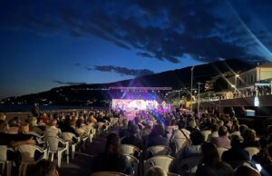 Un grande successo il concerto di ieri sera a Ospedaletti al Piazzale al mare Un grande successo il concerto di ieri sera ad Ospedaletti al Piazzale al mare, in scena la Banda dell'Ortica di Firenze