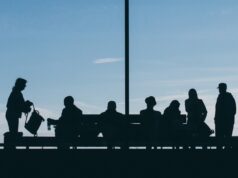 Voli Roma-Genova cancellati: passeggeri bloccati negli aeroporti Voli Roma-Genova cancellati: passeggeri bloccati negli aeroporti