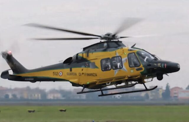 Imperia, coltiva e spaccia droga: arrestato grazie all'elicottero della Guardia di Finanza