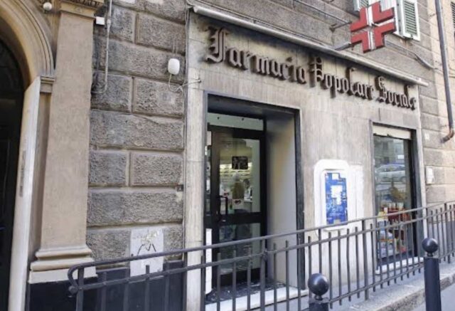 Sampierdarena, rapina farmacia e torna indietro per il metadone dimenticato: arrestato