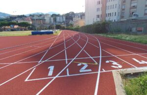 Terminati i lavori a Villa Gentile: consegnata la nuova pista di atletica Terminati i lavori a Villa Gentile: consegnata la nuova pista di atletica