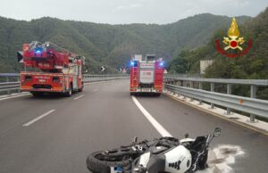 Incidente sulla Torino-Savona al km 116: intervento dei Vigili del Fuoco e soccorsi Incidente sulla Torino-Savona al km 116: intervento dei Vigili del Fuoco e soccorsi