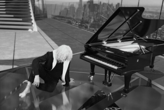 Speciale concerto del M° Maurizio Mastrini Il “Fenomeno” del pianoforte in GOLD Concerto del M° Maurizio Mastrini Il “Fenomeno” del pianoforte in GOLD 7 settembre ore 2115 - Teatro Defferrari Via Pareto 14, Noli - Savona