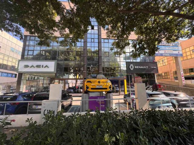 ERREBI Genova Campi-concessionaria auto Inaugurazione della nuova concessionaria ERREBI a Genova Campi