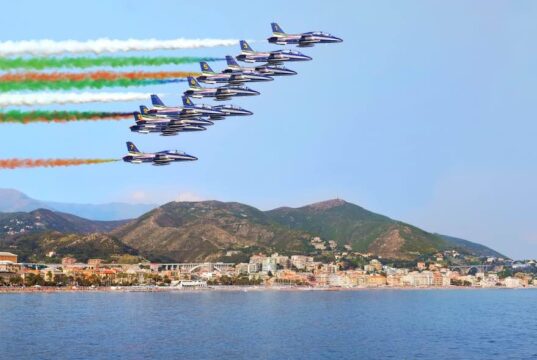 Varazze capitale degli eventi: Alpino dell’Anno e Air Show con le Frecce Tricolori Varazze capitale degli eventi: Alpino dell’Anno e Air Show con le Frecce Tricolori