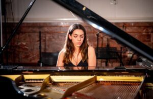 Domani recital con Sara De Santis Sara De Santis-Pianista