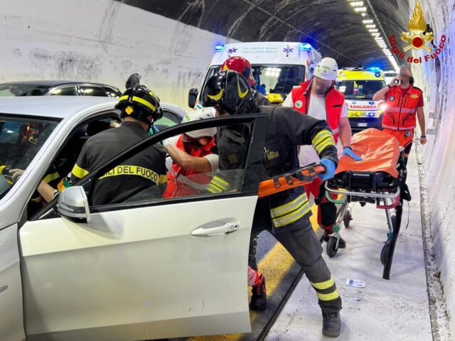 Vvf incidente a10 ferito