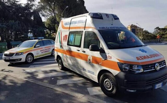 ambulanza croce nerviese