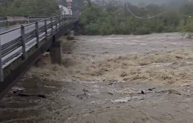 bormida livello guardia Maltempo sul Savonese, allagamenti e frane in Val Bormida: centinaia di interventi dei vigili del fuoco