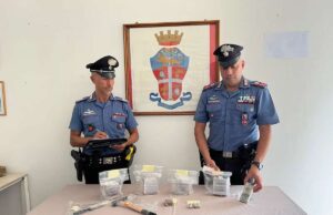 Sestri Levante, sequestrati due chili di droga nascosti in un palazzo: fermato un giovane di 20 anni Sestri Levante, sequestrati due chili di droga nascosti in un palazzo: fermato un giovane di 20 anni