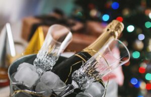 Champagne: il re delle bollicine francesi che conquista anche l’Italia Champagne: il re delle bollicine francesi che conquista anche l’Italia