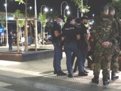 Rapina a Calata Morosini: 44enne arrestato dopo una colluttazione con l’addetto alla sicurezza al Porto Antico di Genova Rapina a Calata Morosini: 44enne arrestato dopo una colluttazione con l’addetto alla sicurezza al Porto Antico di Genova