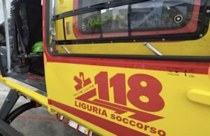 Bambino di 2 anni cade da un terrazzo a Imperia: è in condizioni gravissime Bambino di 2 anni cade da un terrazzo a Imperia: è in condizioni gravissime