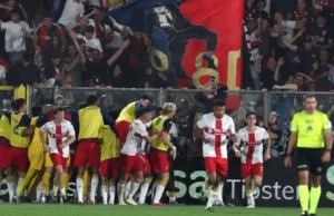 Un bel Genoa pareggia meritatamente al 92′ a Como con Ekuban. Stratosferico Norton Cuffy.