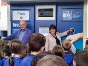 Raccolta e riciclo: inaugurato a Pontedecimo il nuovo ecocompattatore RecoPet Raccolta e riciclo: inaugurato a Pontedecimo il nuovo ecocompattatore RecoPet