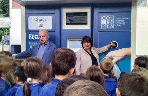 Raccolta e riciclo: inaugurato a Pontedecimo il nuovo ecocompattatore RecoPet Raccolta e riciclo: inaugurato a Pontedecimo il nuovo ecocompattatore RecoPet