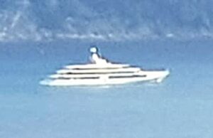 Obama e Michelle sullo yacht di Spielberg tra Portofino e Camogli: vacanze vip in Liguria Obama e Michelle sullo yacht di Spielberg tra Portofino e Camogli: vacanze vip in Liguria