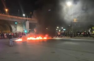 Genova, maxi mobilitazione per la Global Sumud Flotilla: porto e autostrada bloccati fino a notte fonda