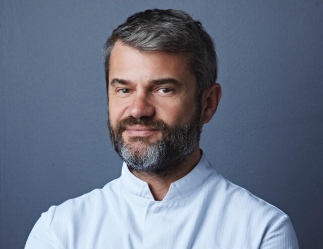 Enrico Bartolini cuoco Le 15 stelle di Enrico Bartolini accendono la Festa Nazionale del Cuoco a Genova