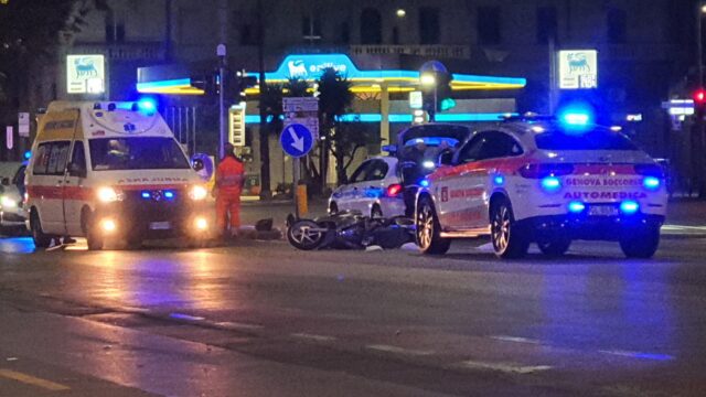 Brutto incidente in corso Sardegna: scooter a terra